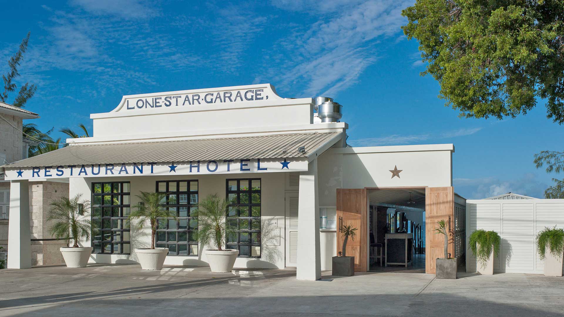 Luxury hotels in Barbados Lone Star Hotel Exterior