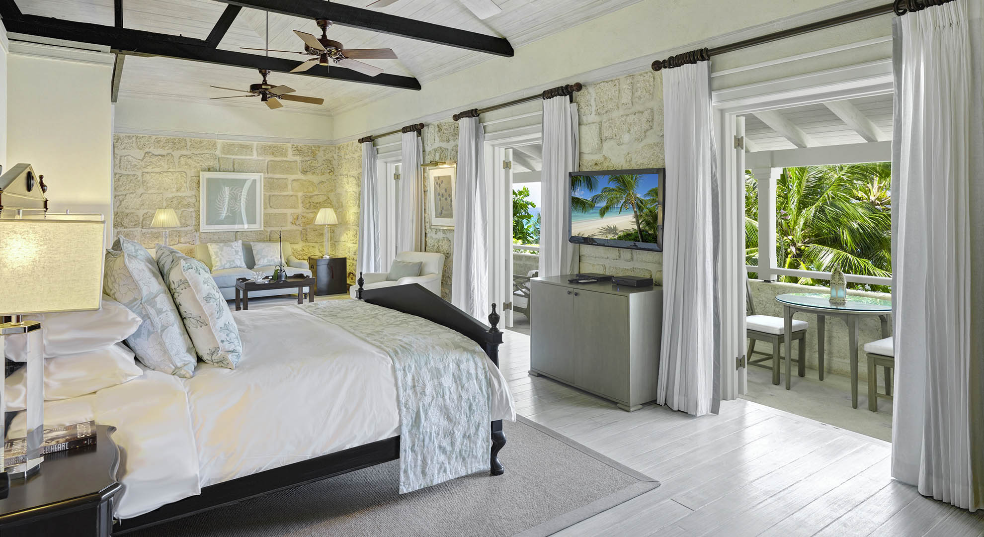 lone star Hotel Barbados lone star villa - master bedroom